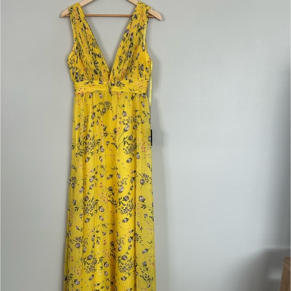 Mac Duggal Long Sleeveless Formal Floral Chiffon Maxi Yellow Dress Size 4 - Picture 4 of 16